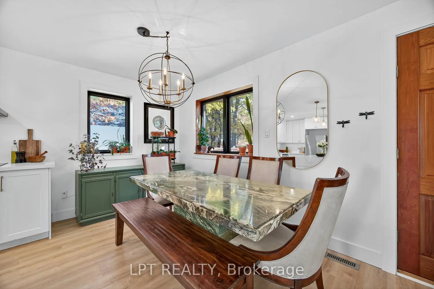 154 Park Road photo 4