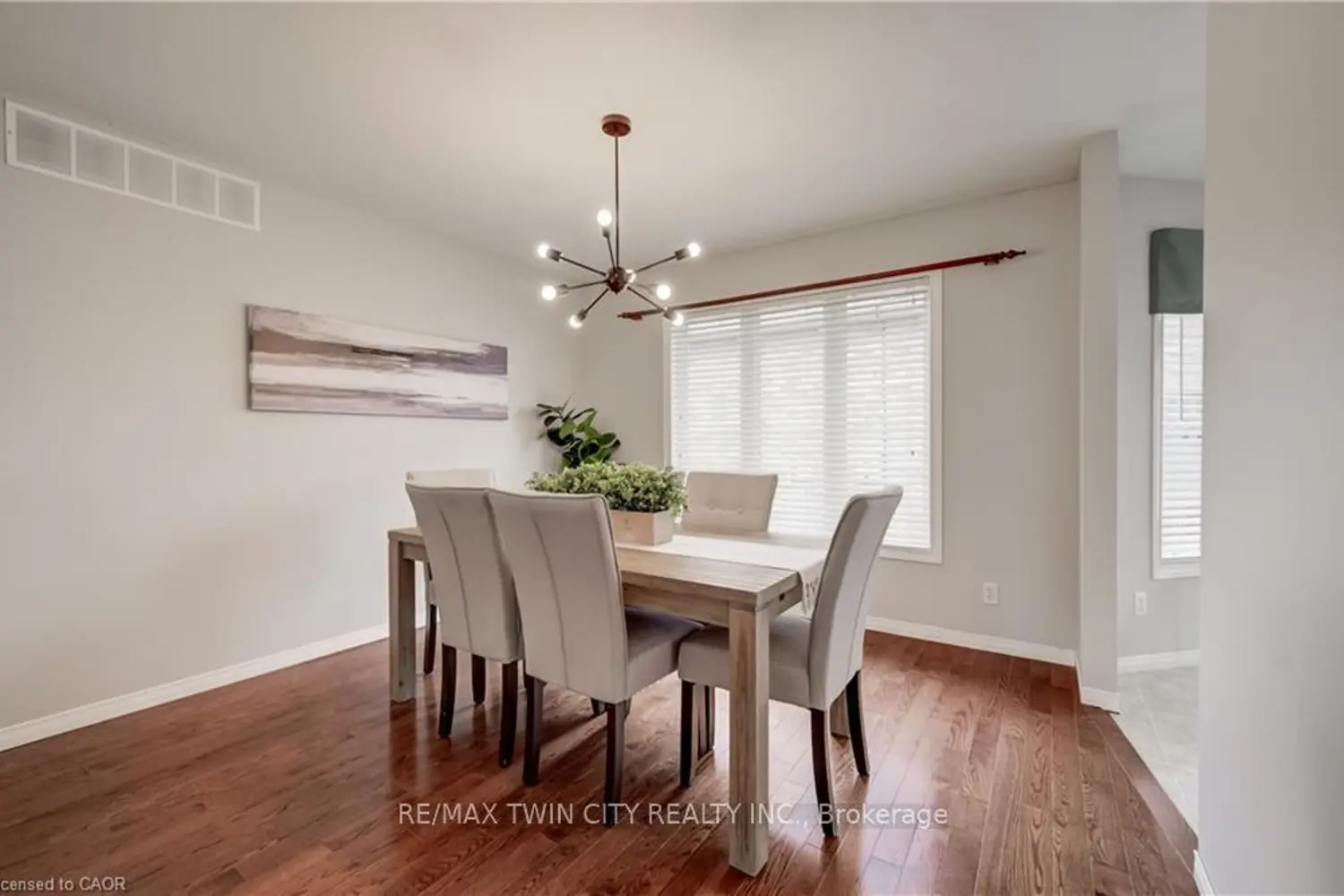 27 Chandos Drive photo 3