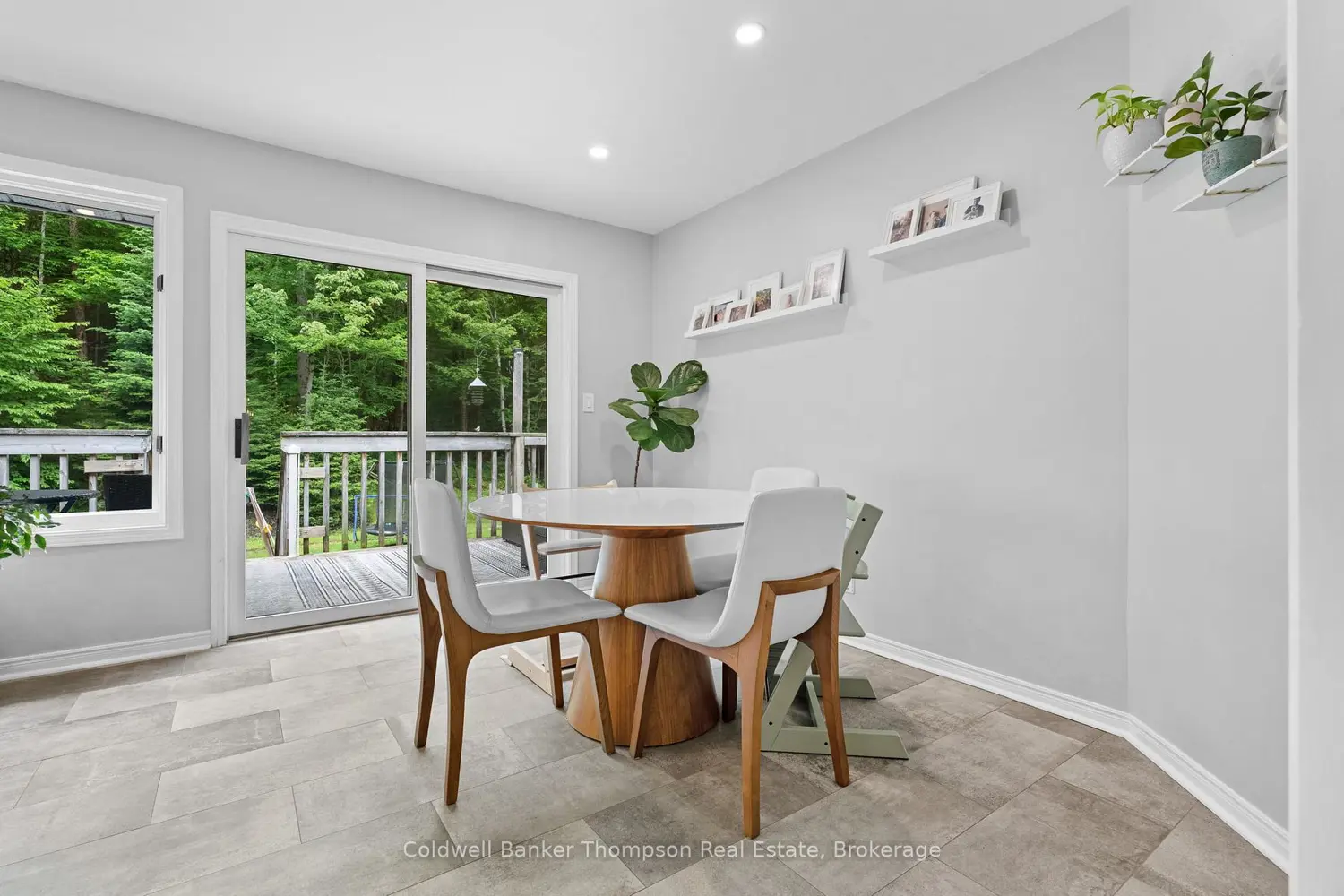 312 Old Aspdin Road photo 4