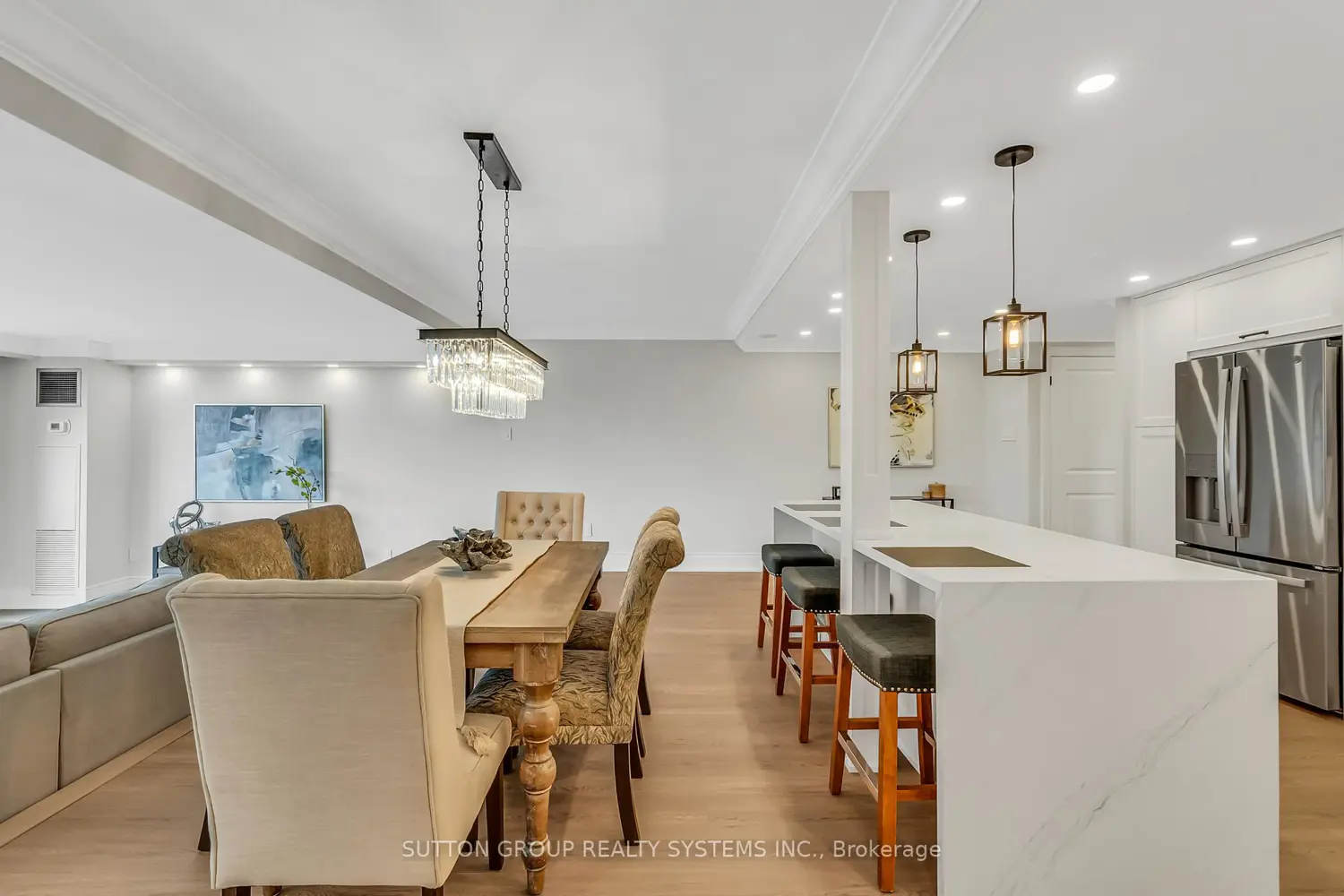 2185 Marine Drive 508 photo 5