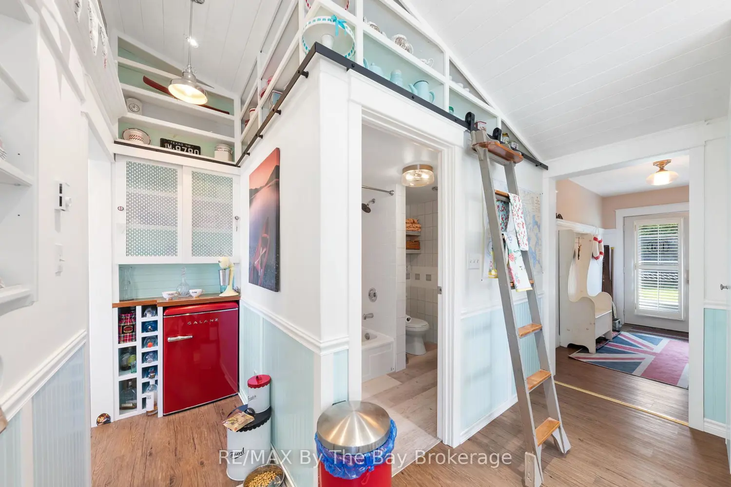 151 Macey Bay Road photo 4