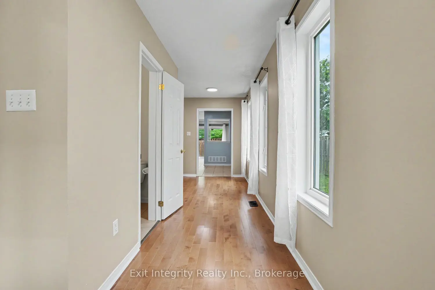 238 Blackburn Drive photo 4