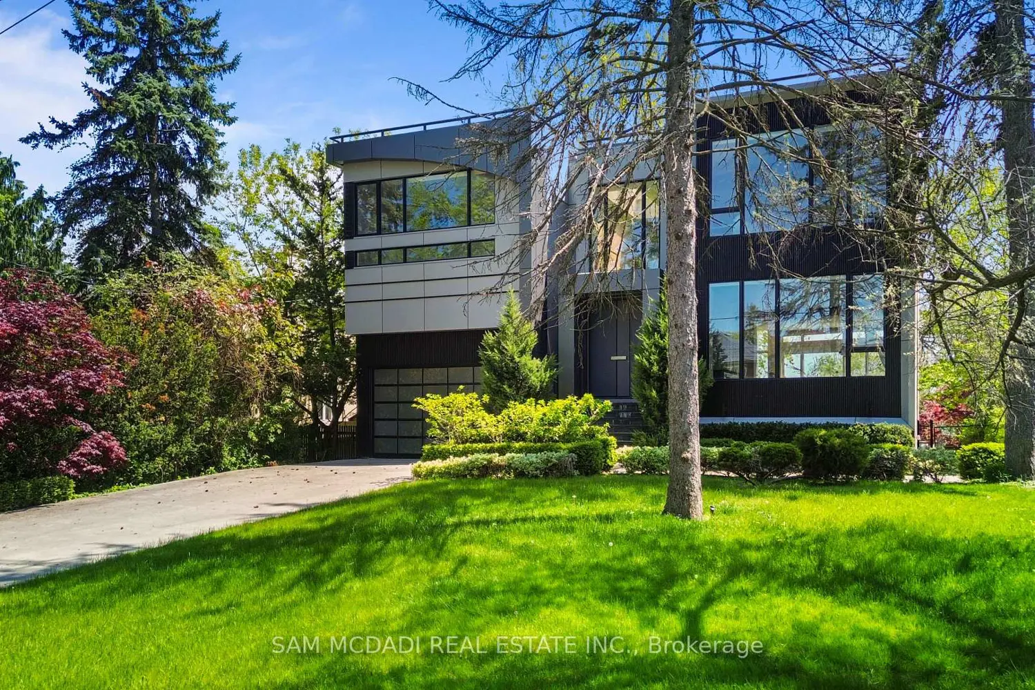 67 Lake Promenade photo 2