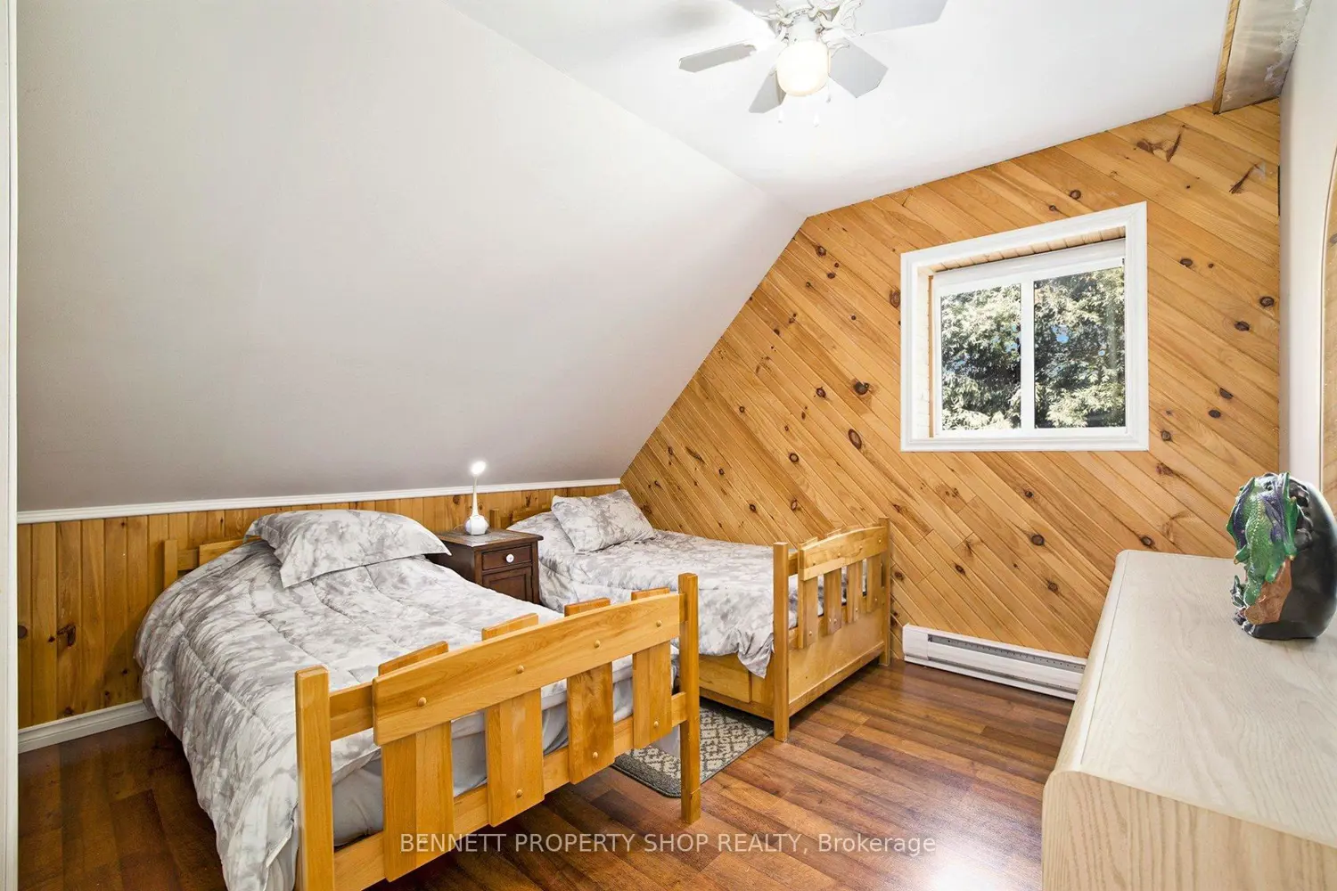 3834 Woodkilton Road photo 4