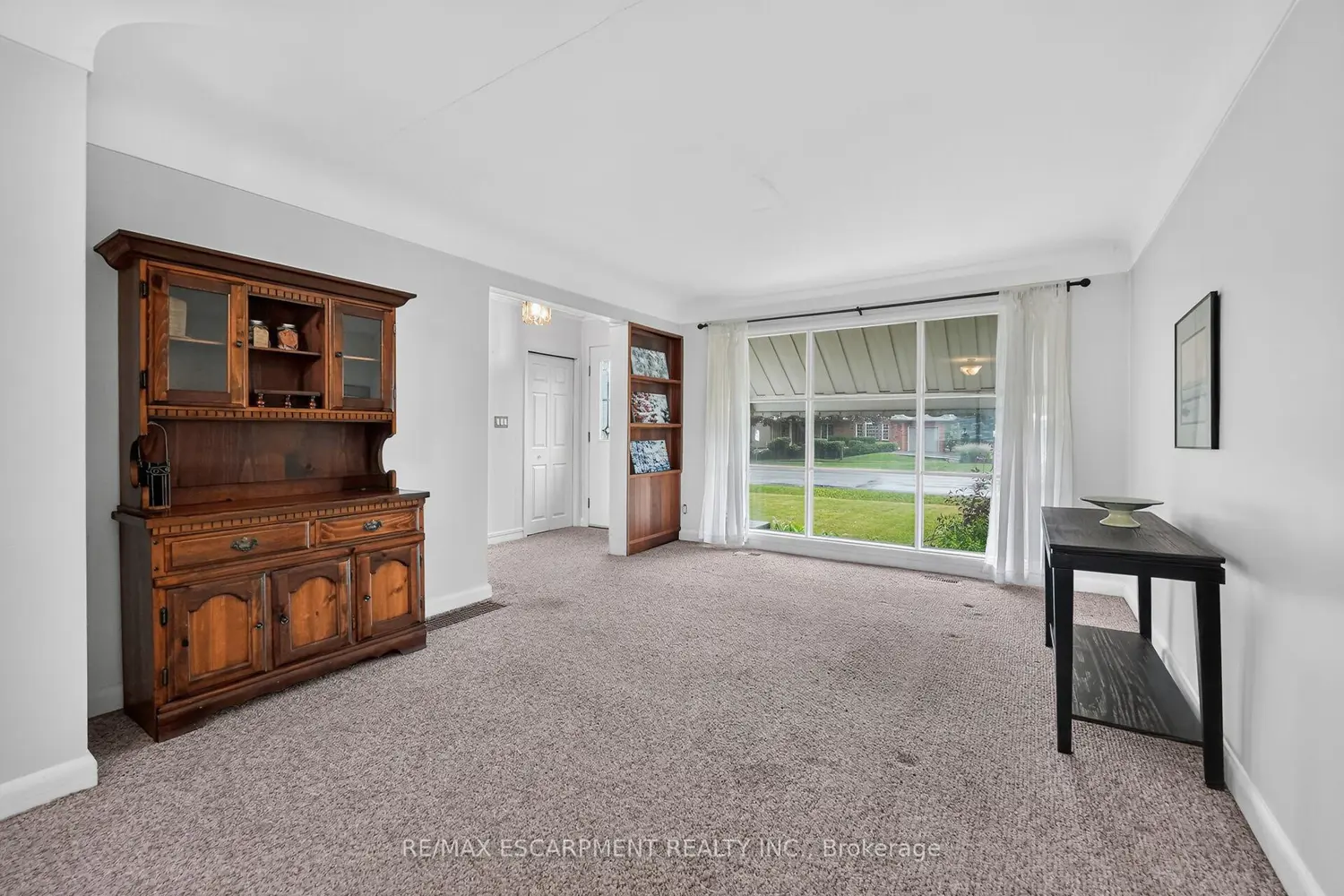 219 Fiddler's Green Road photo 3