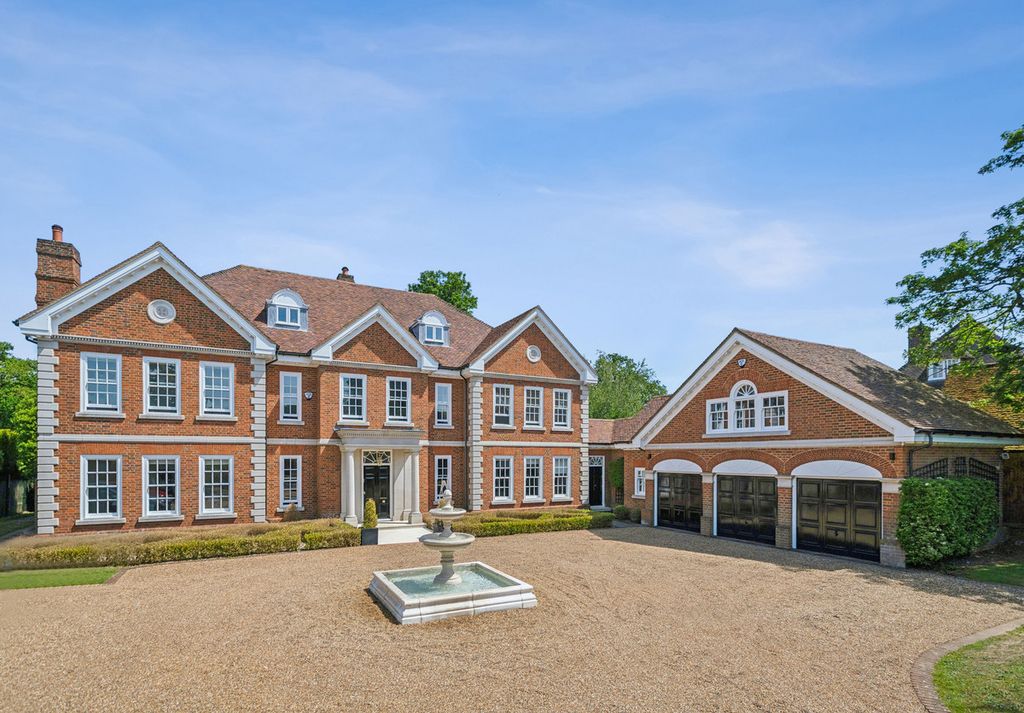 8 bed detached house for saleHolbrook Lane, Chislehurst BR7