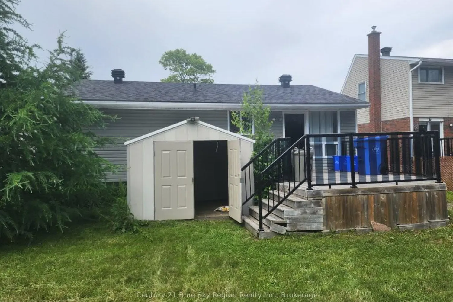 677 Tackaberry Drive photo 4