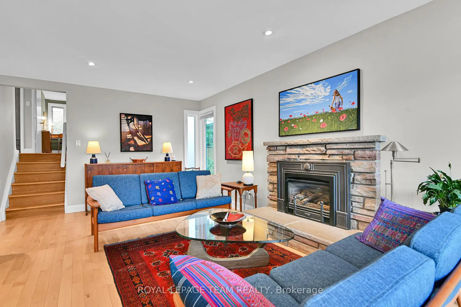 2186 Valley Drive photo 3