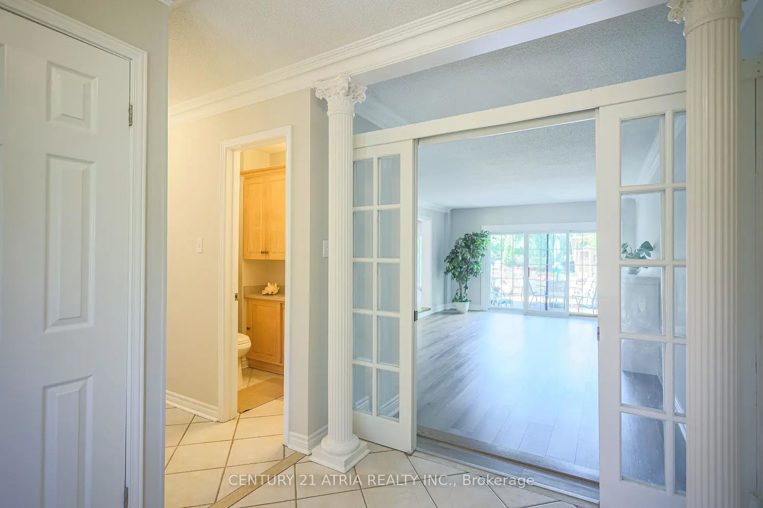 4151 Tea Garden Circle photo 2