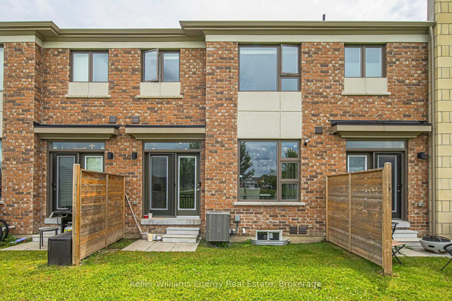 88 Donald Fleming Way