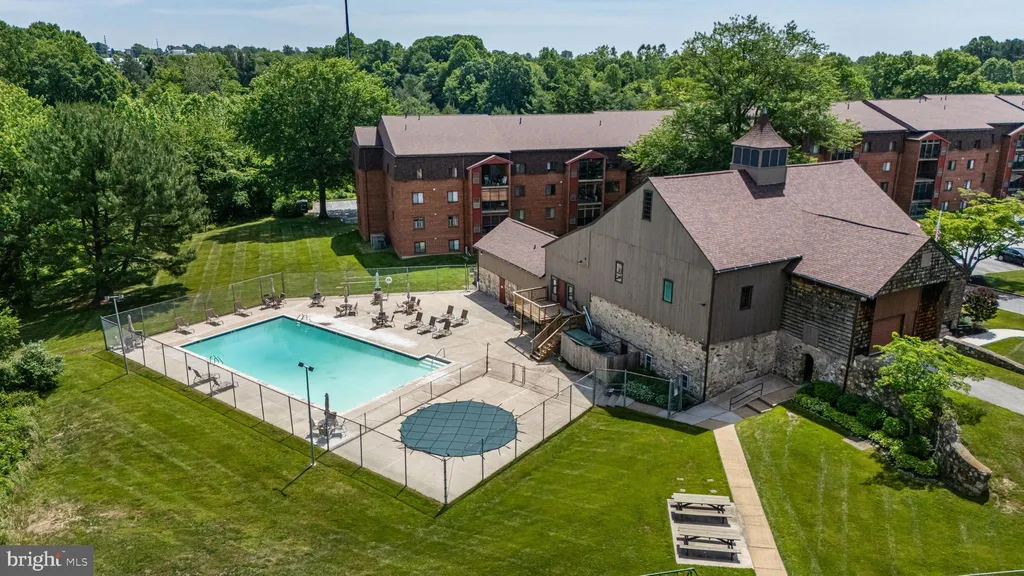 4702 Linden Knoll Drive Unit 331, Wilmington, DE 19808