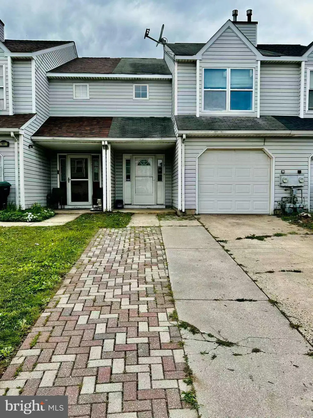19 Kelston Drive, Newark, DE 19702