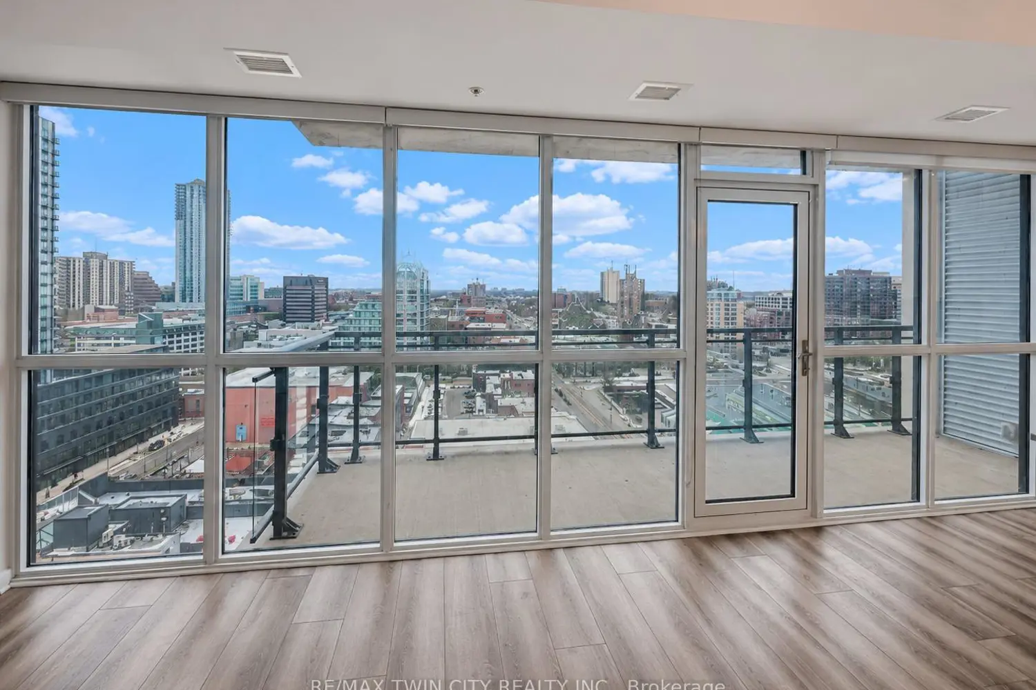 60 Charles Street 1402 photo 3