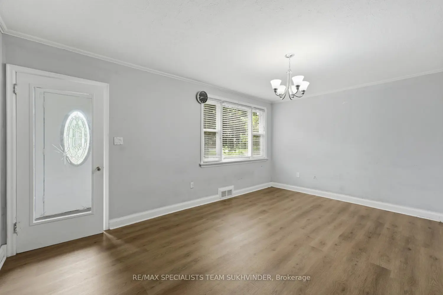 156 Mill Street photo 3