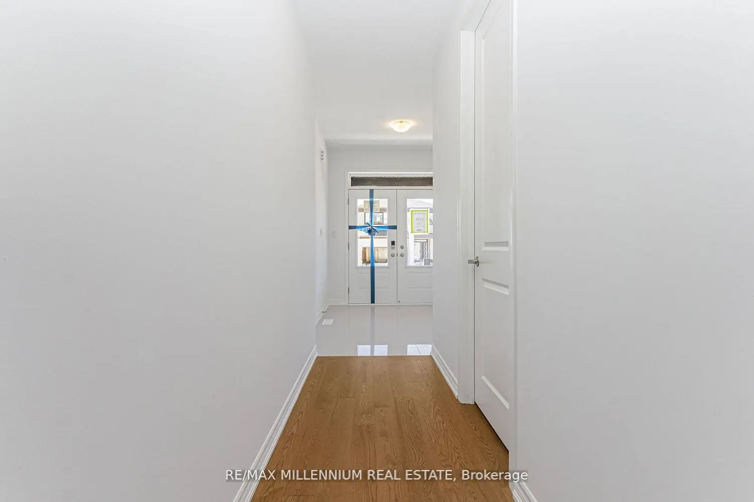 54 Gretzky Avenue photo 3