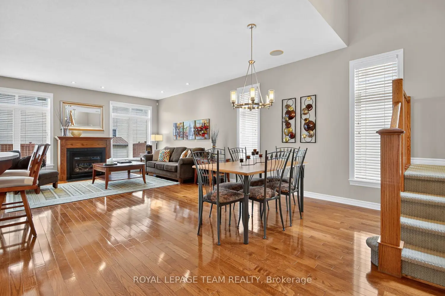 83 Lydia Way photo 2