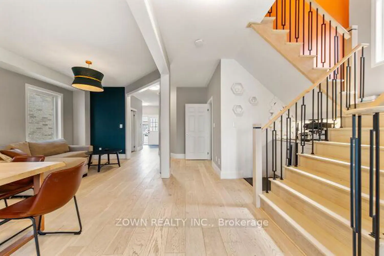 956 Greenhill Avenue photo 4