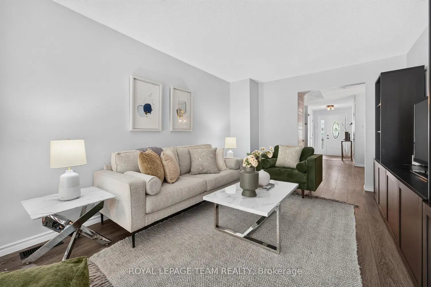 121 Cedarock Drive photo 4