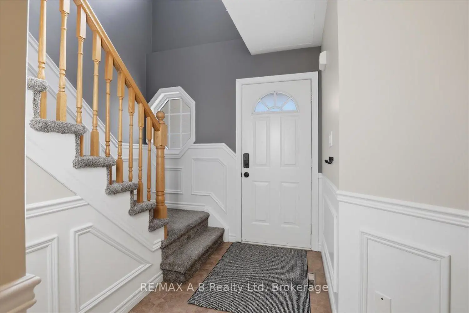 528 Nelson Street photo 5