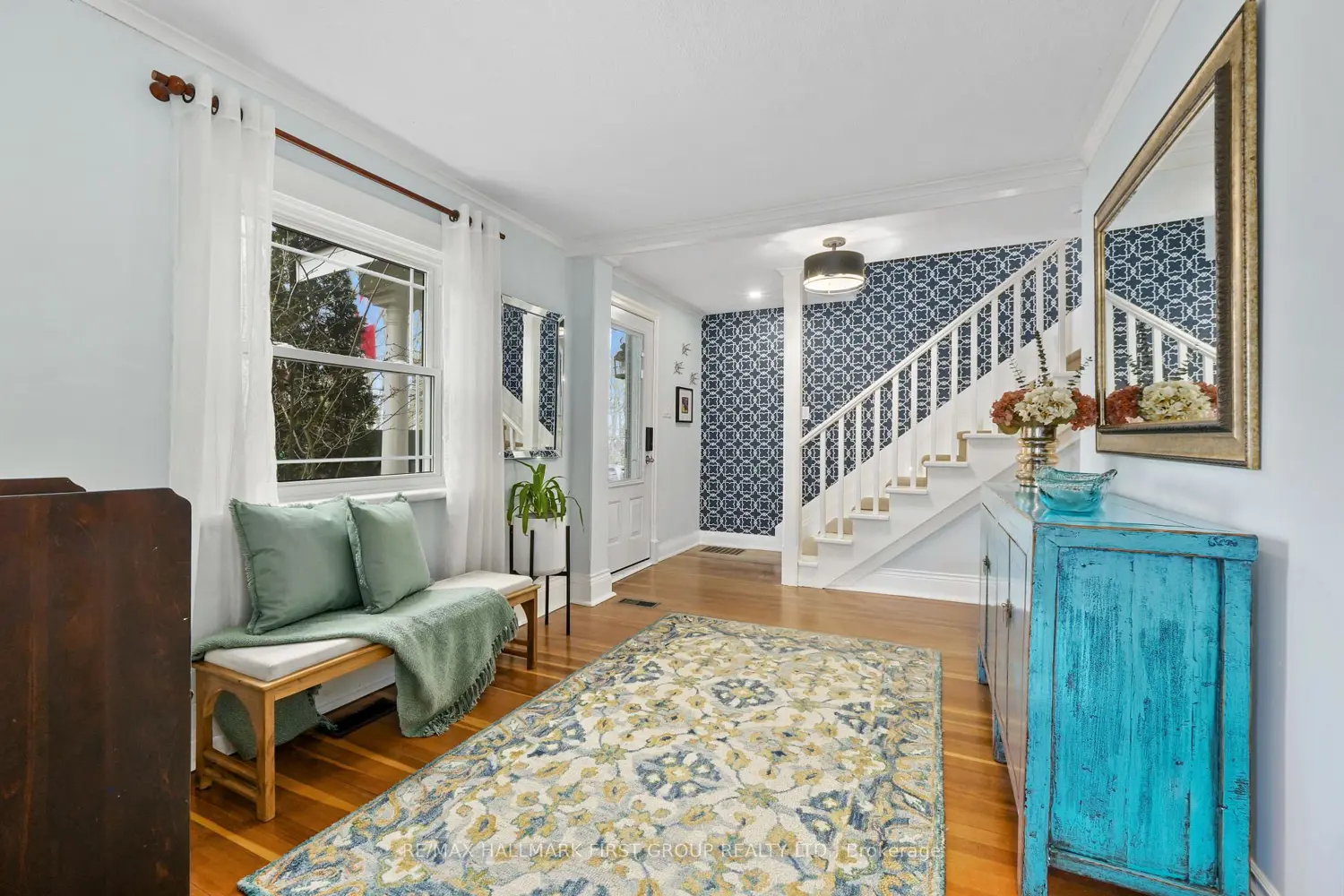 54 Pine Street photo 3