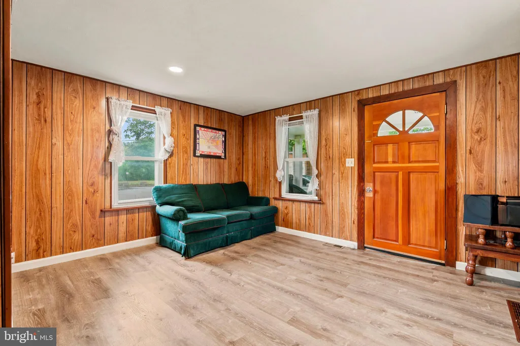 1132 Security Road, Hagerstown, MD 21742 photo 2