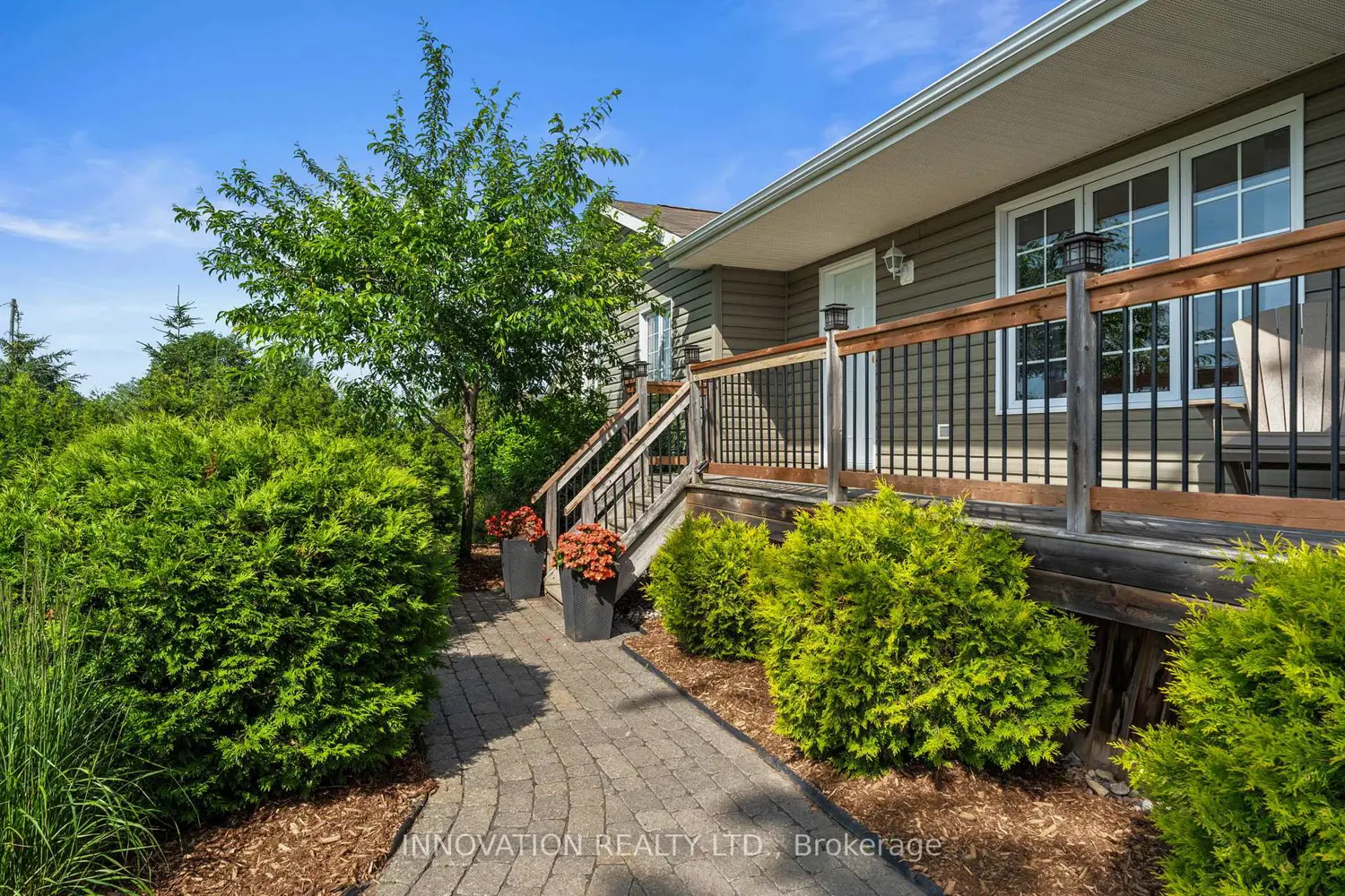 4044 Calbrent Way photo 2