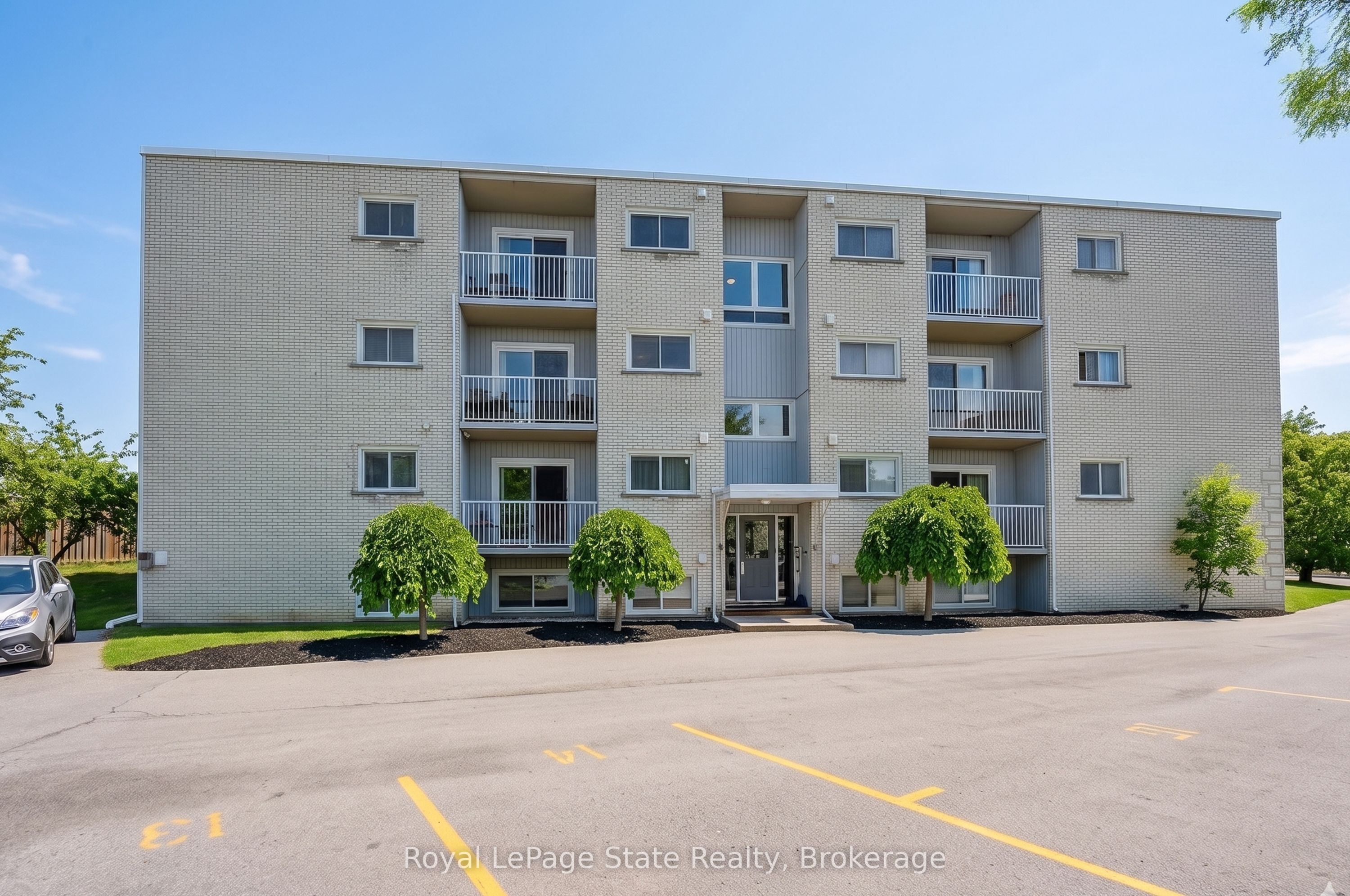 1-37 Conroy Crescent, Guelph, ON, N1G 2V5