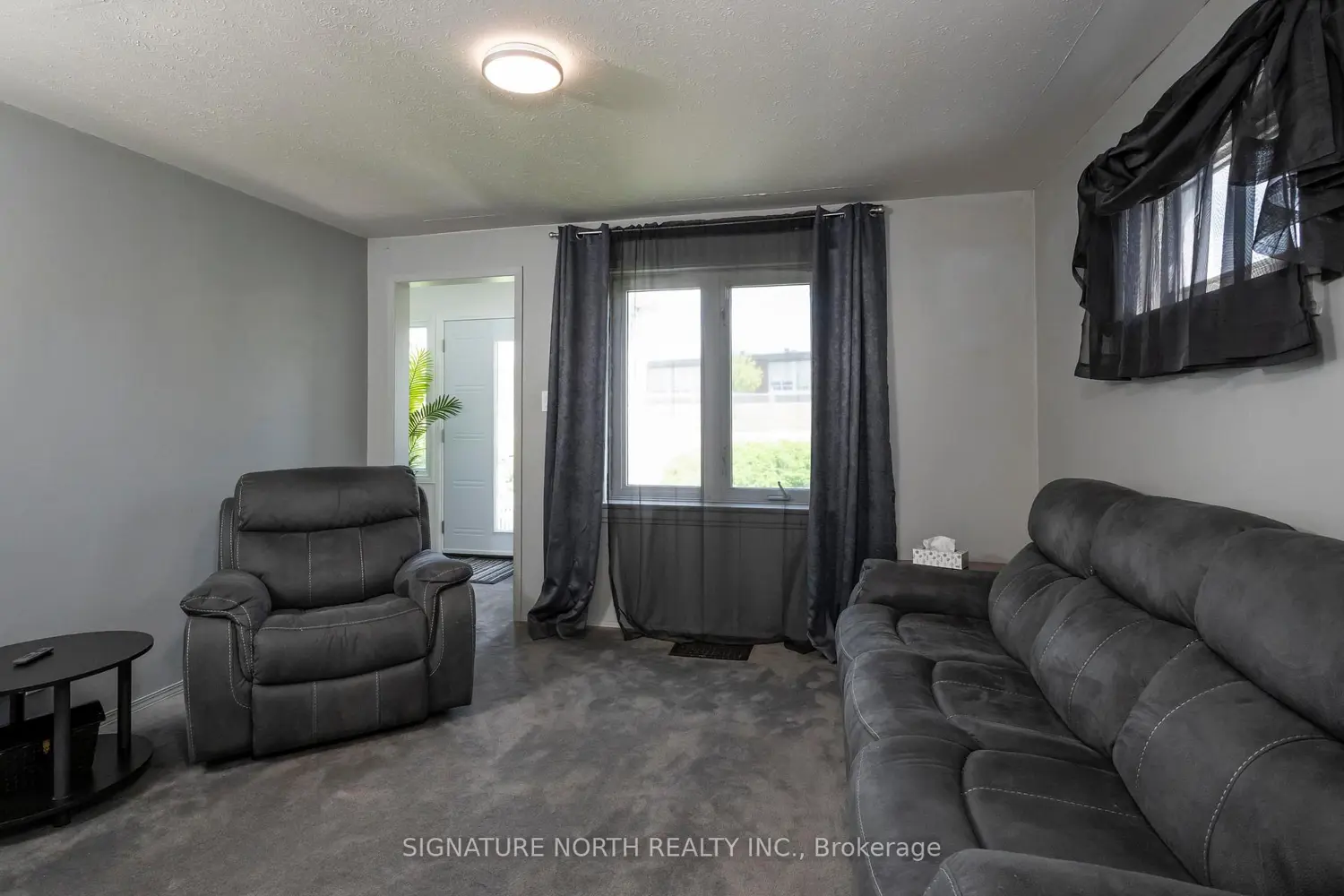 505 Oliver Road photo 5