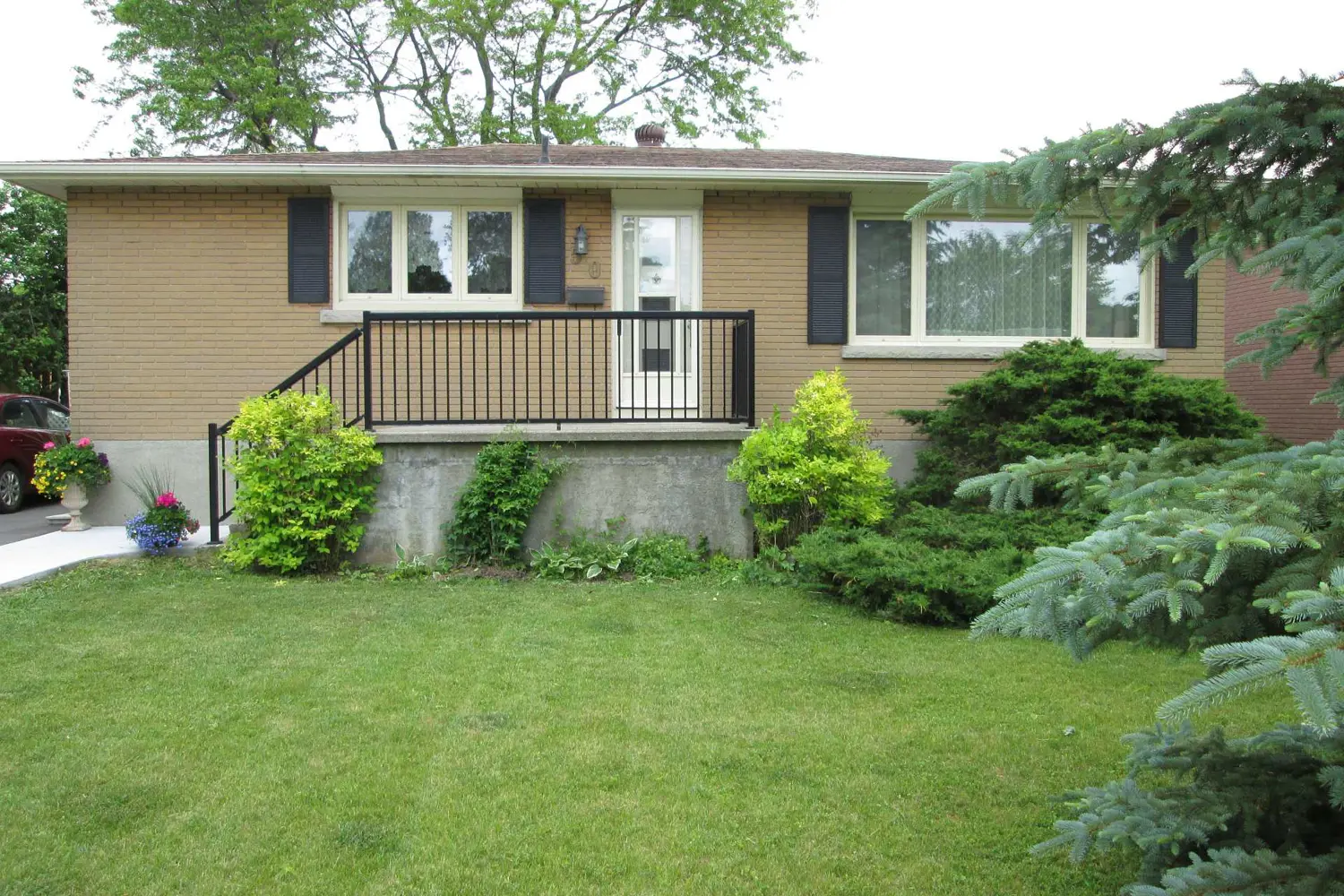 50 Campbell Crescent