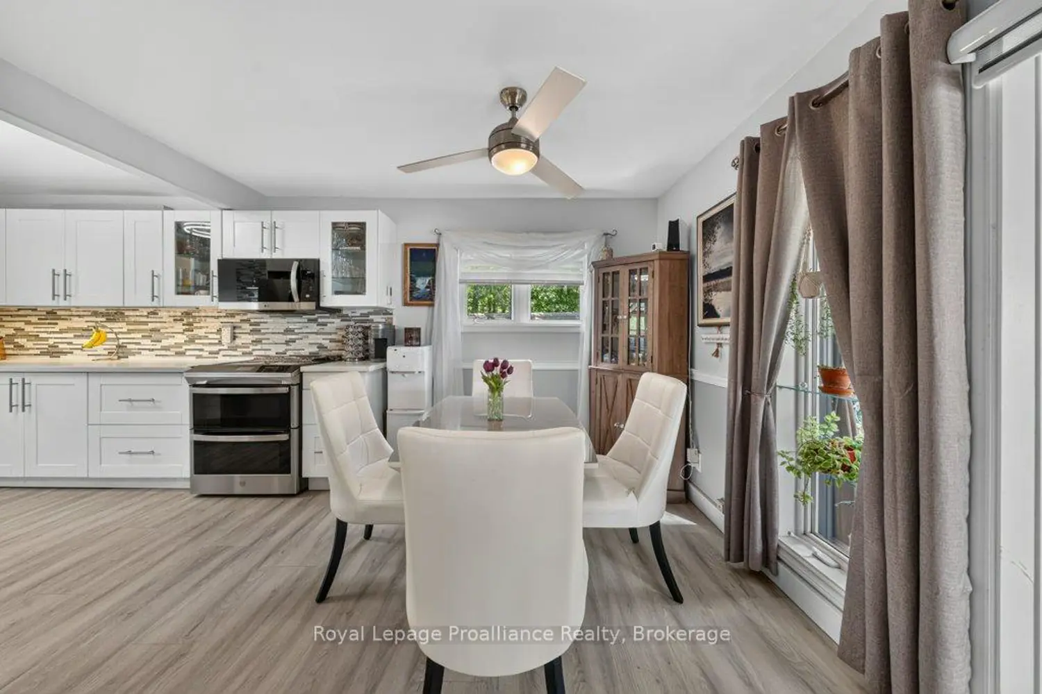 1012 Lakeshore Drive photo 5