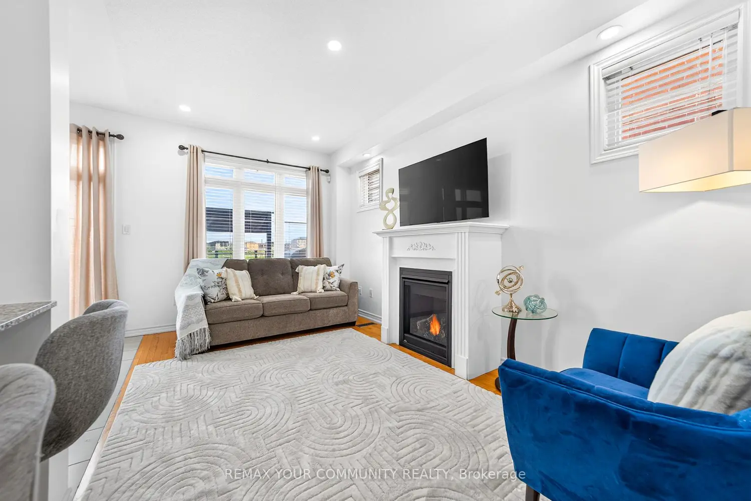 108 Sunset Terrace photo 5