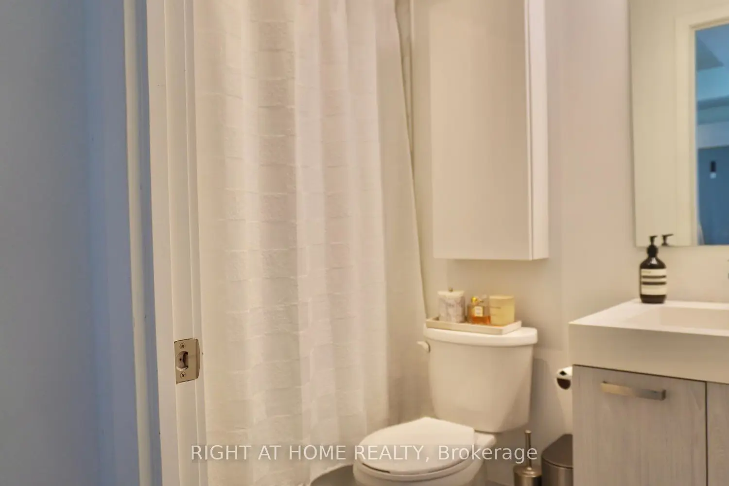 203 Catherine Street 1804 photo 5