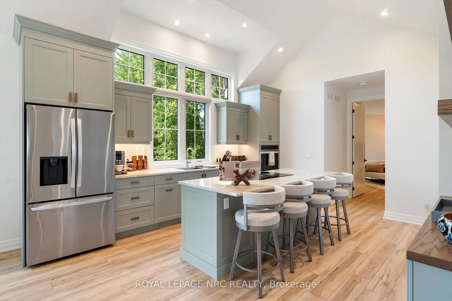 61 Westcott Road photo 2