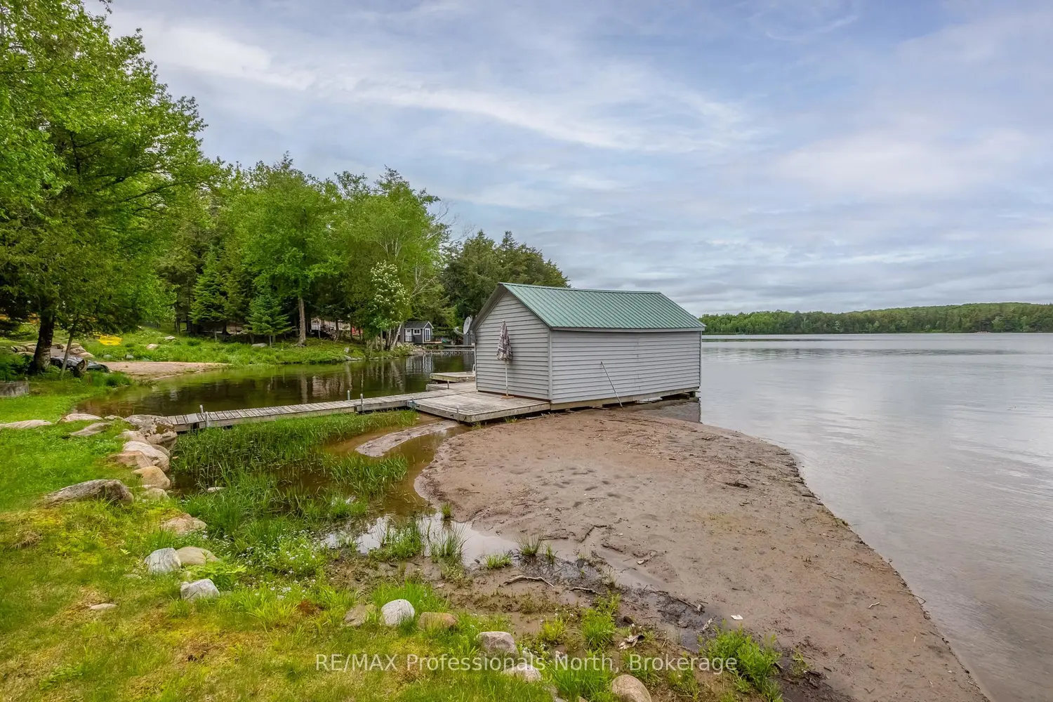339 Sunnylea Avenue photo 4