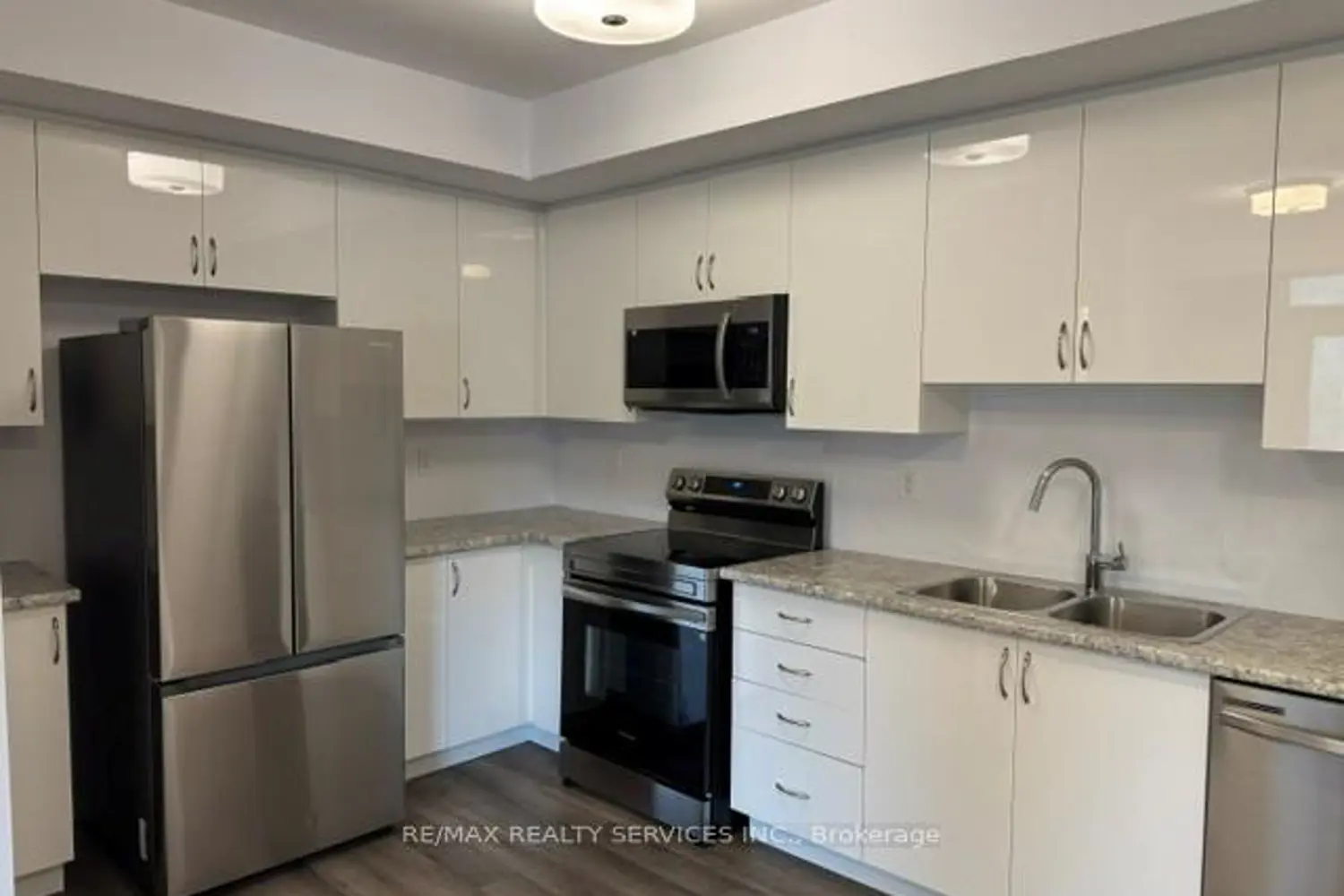 15 Fieldridge Crescent 1 photo 5