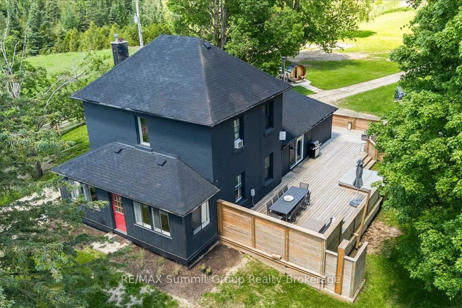 325719 Durham Road B photo 2