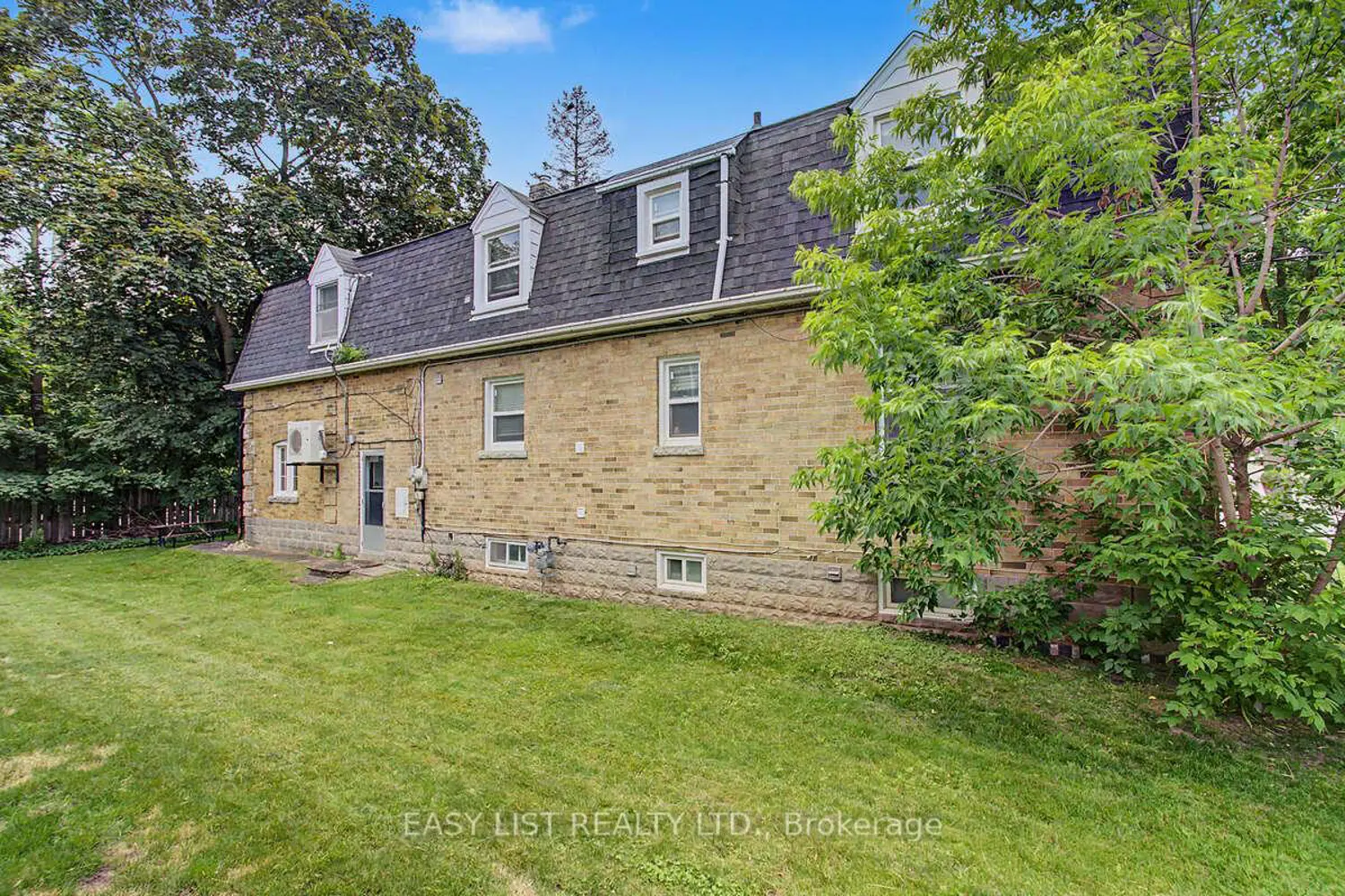 77 Avondale Avenue photo 2