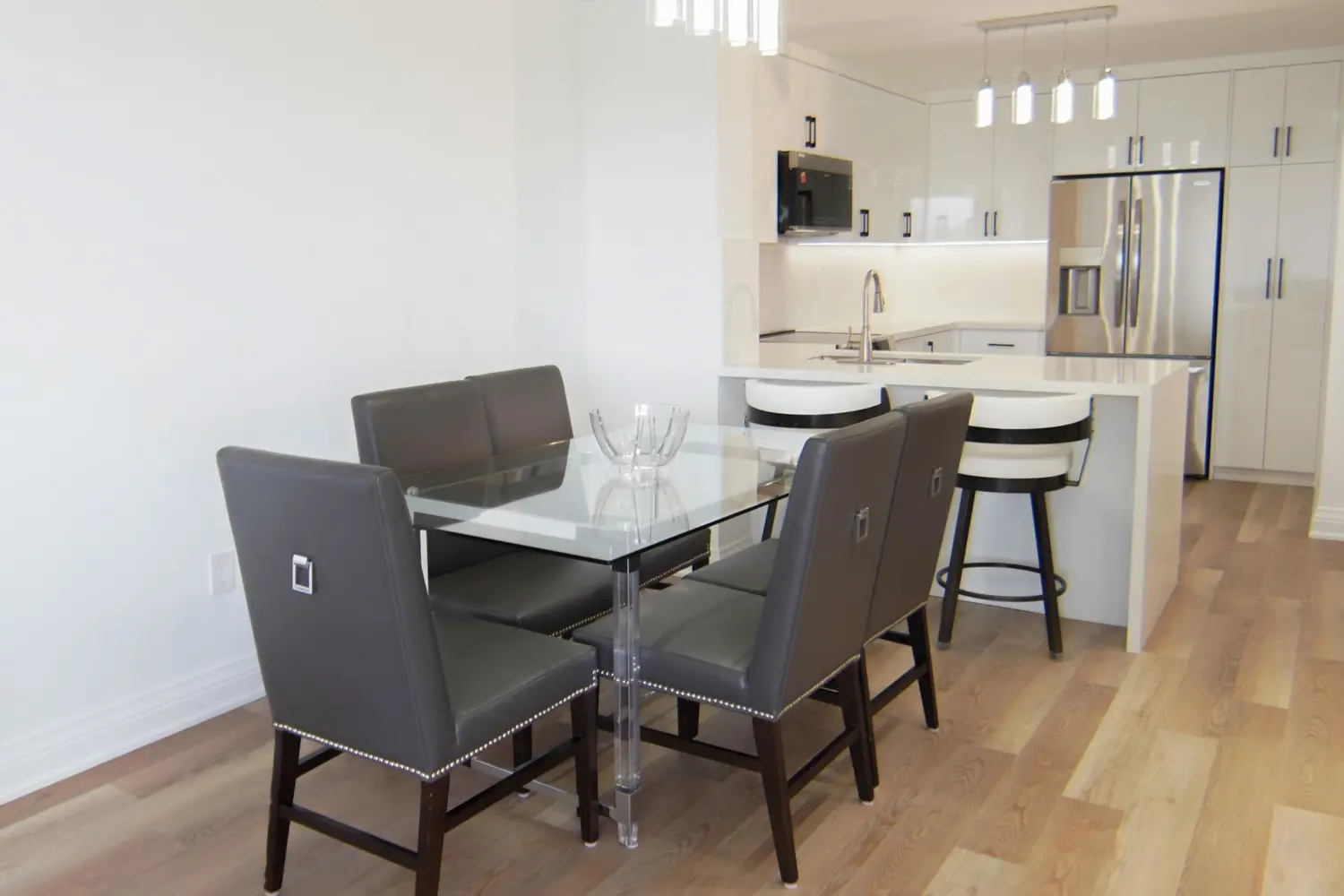 7420 Bathurst Street #606 photo 2