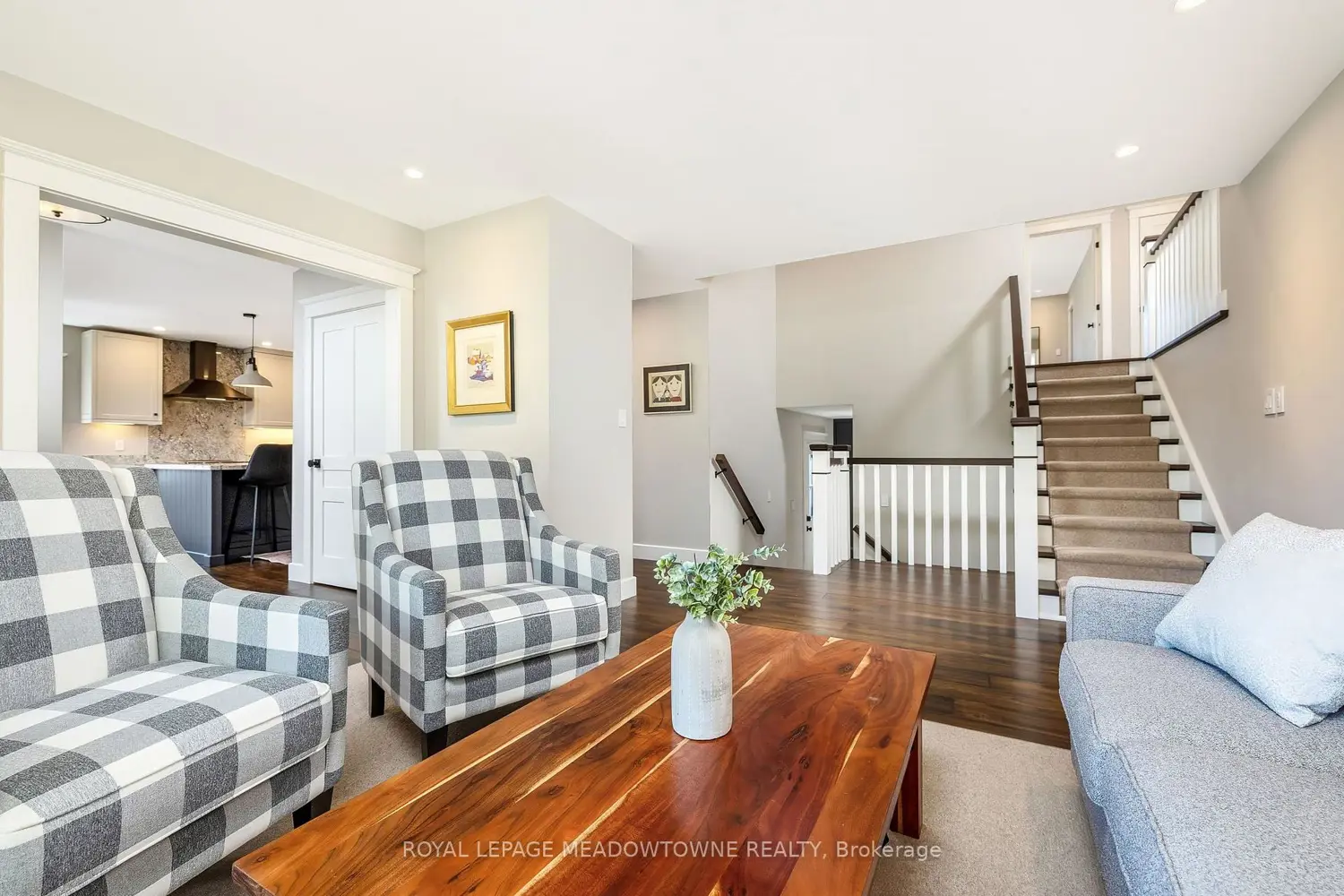 23 Mackenzie Drive photo 4