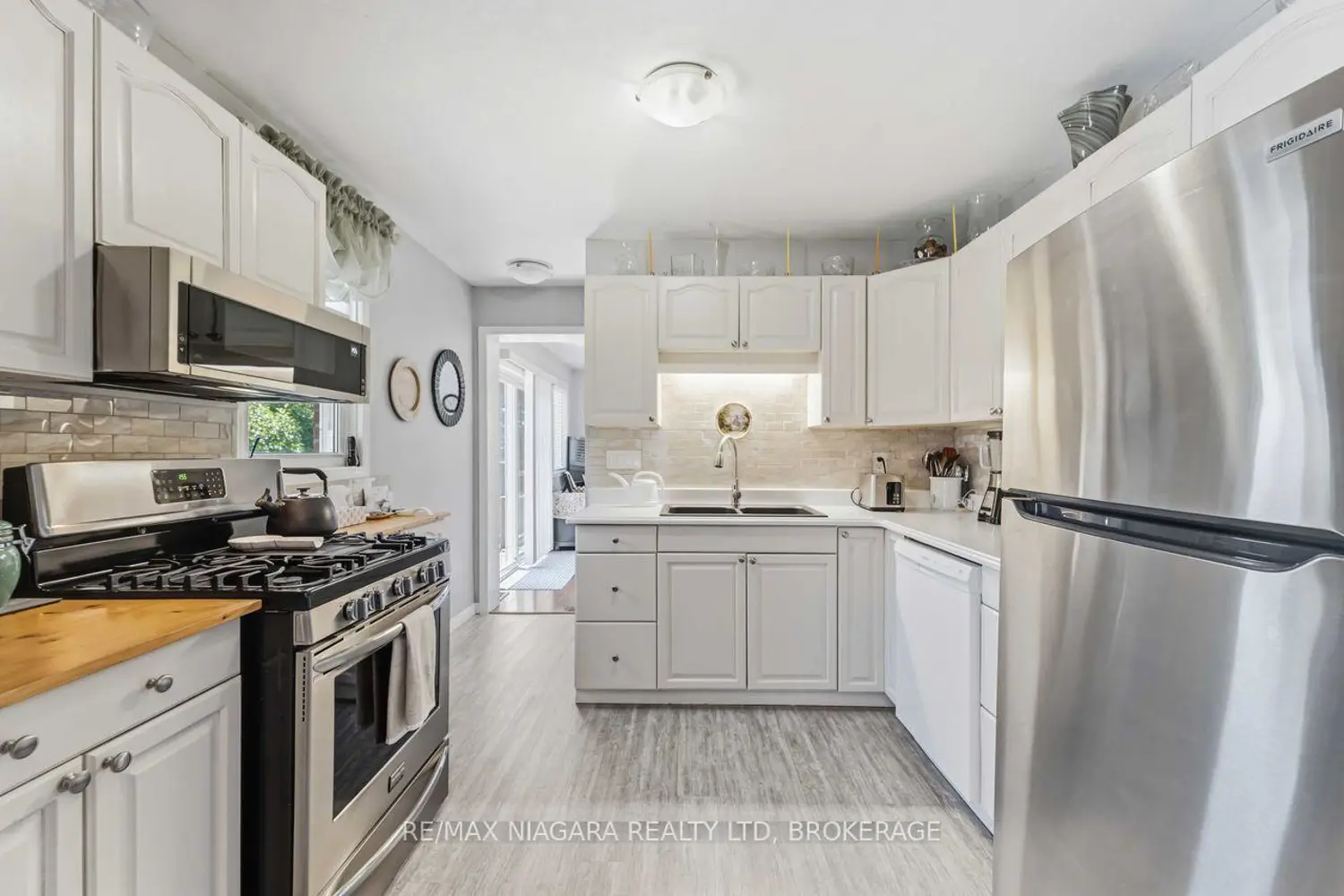 86 Clare Avenue photo 5