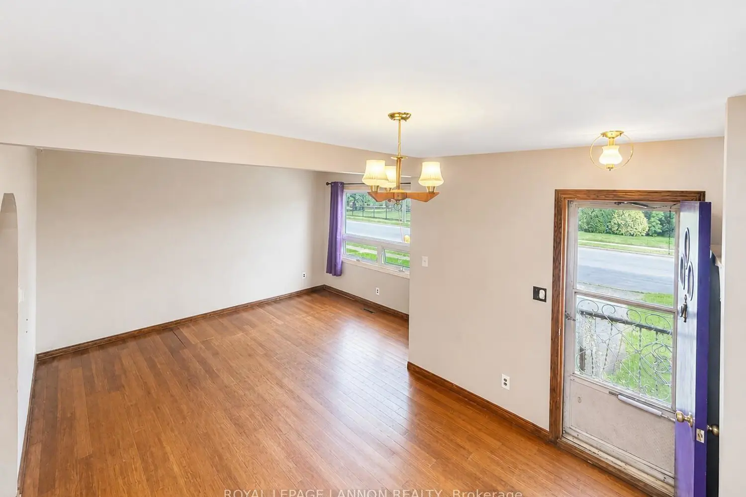 318 Empire Avenue photo 4