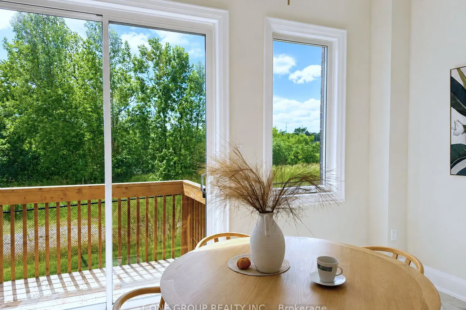 46 Boccella Crescent photo 3
