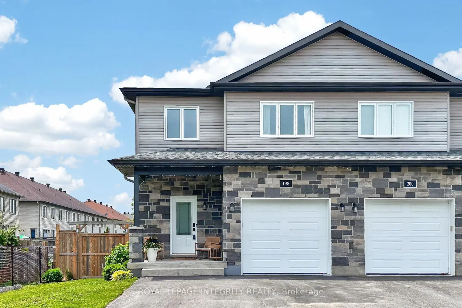198 Bourdeau Boulevard