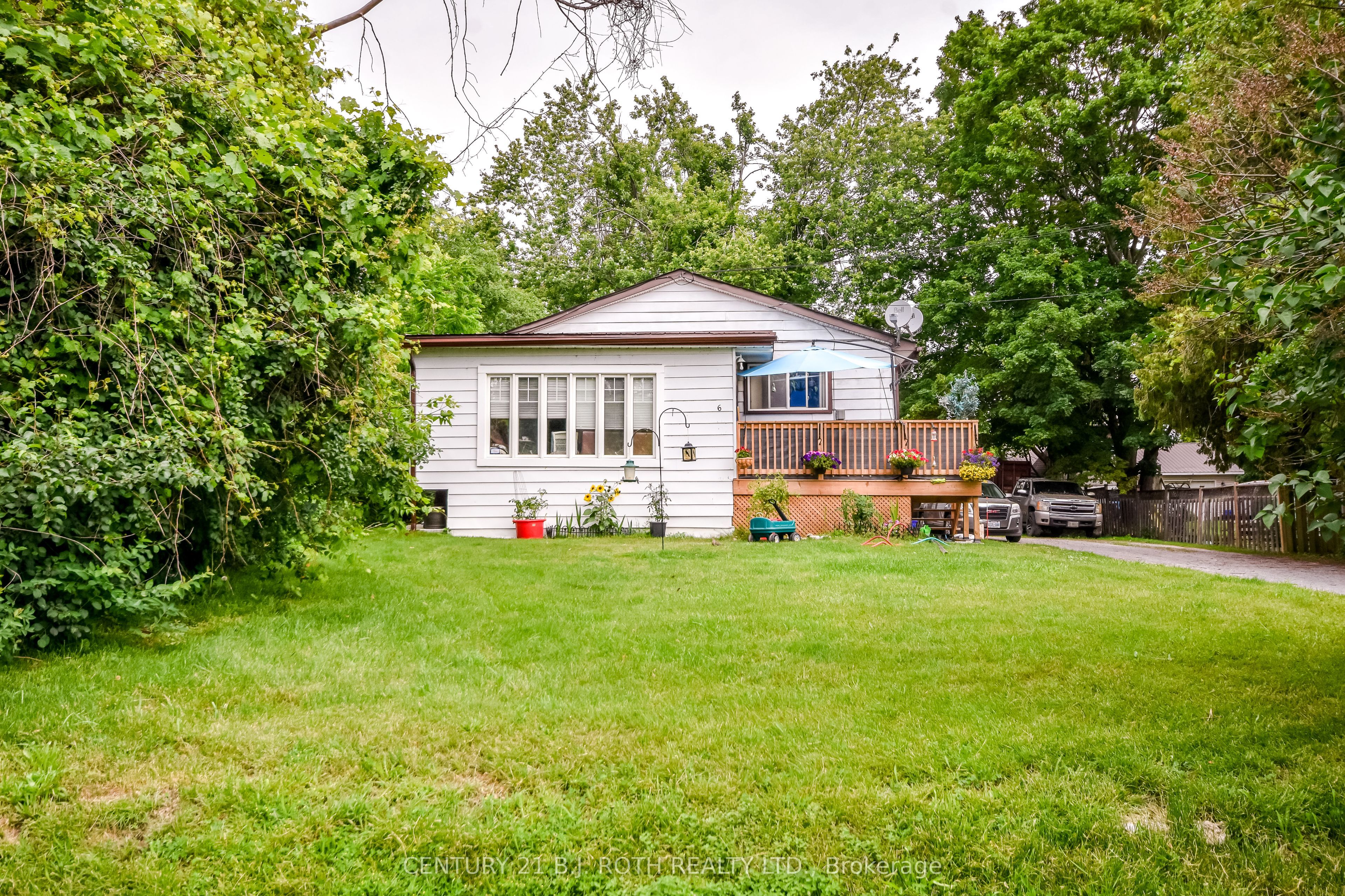 6 Caroline Street, Ramara, ON, L3V 1A2