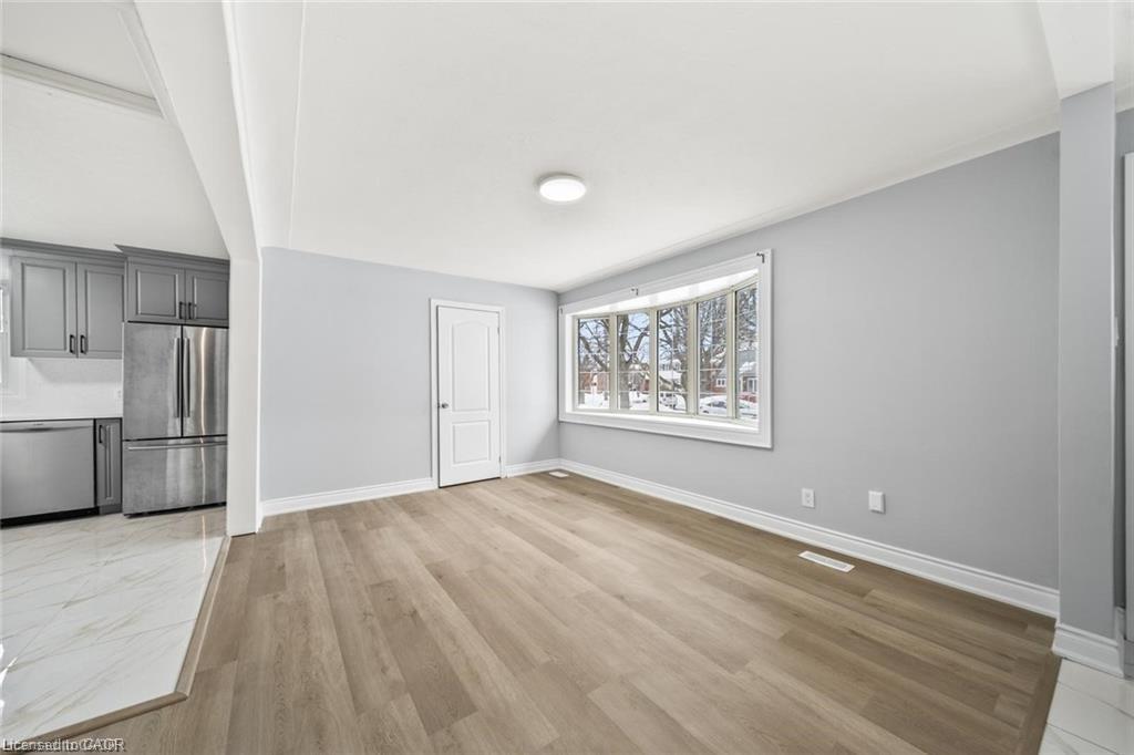 40 Donald Street, Kitchener, ON, N2B 3G5 photo 4