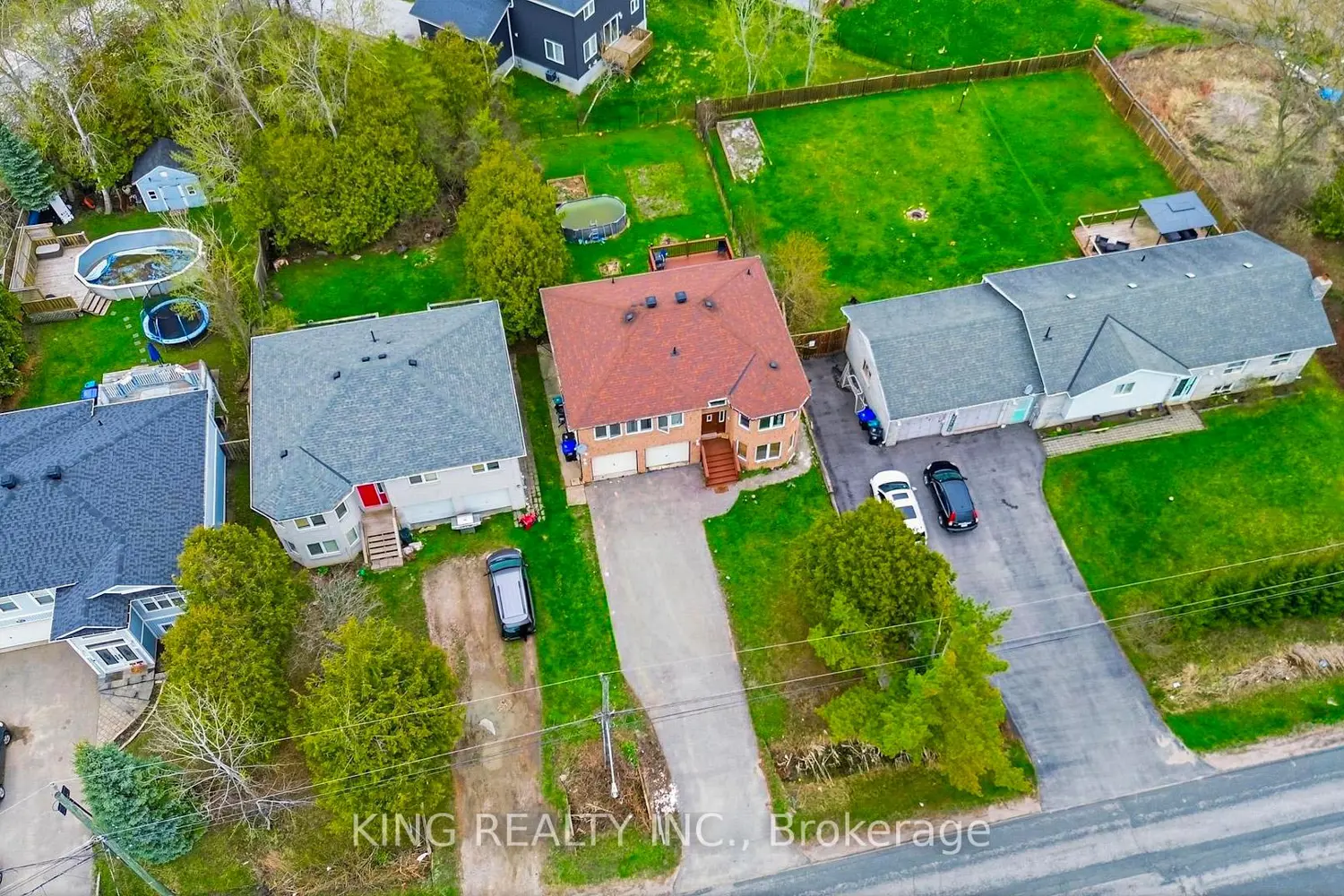 1181 Arnold Street photo 3