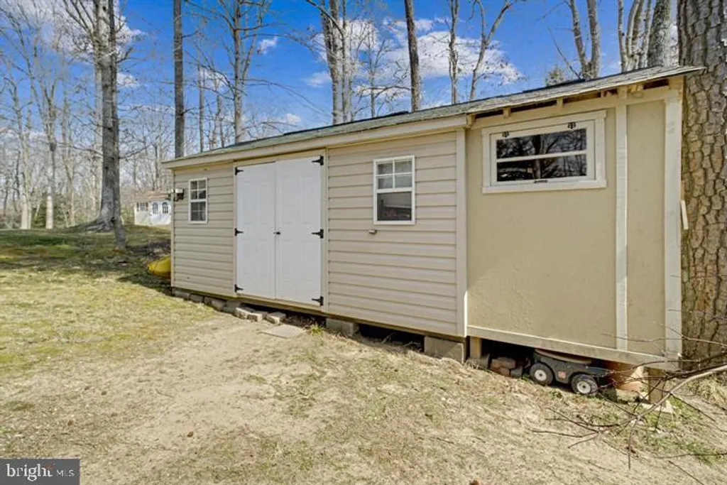 12128 Long Wolf Lane, Lusby, MD 20657