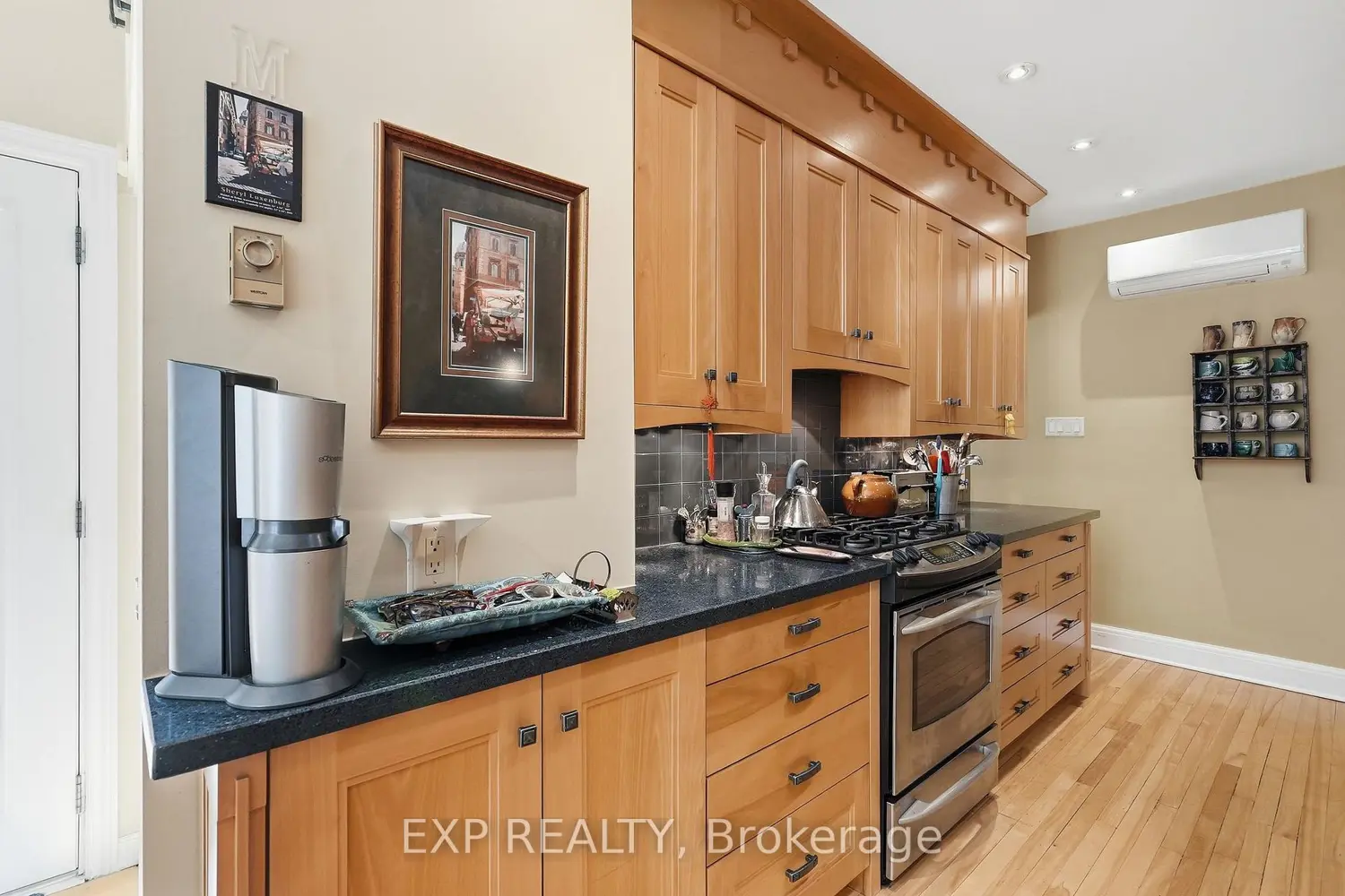 421 Hamilton Avenue photo 4