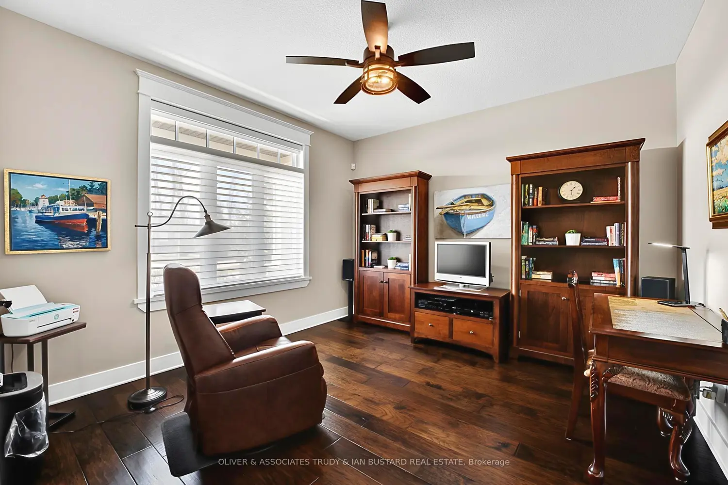 46 Erin Place photo 2