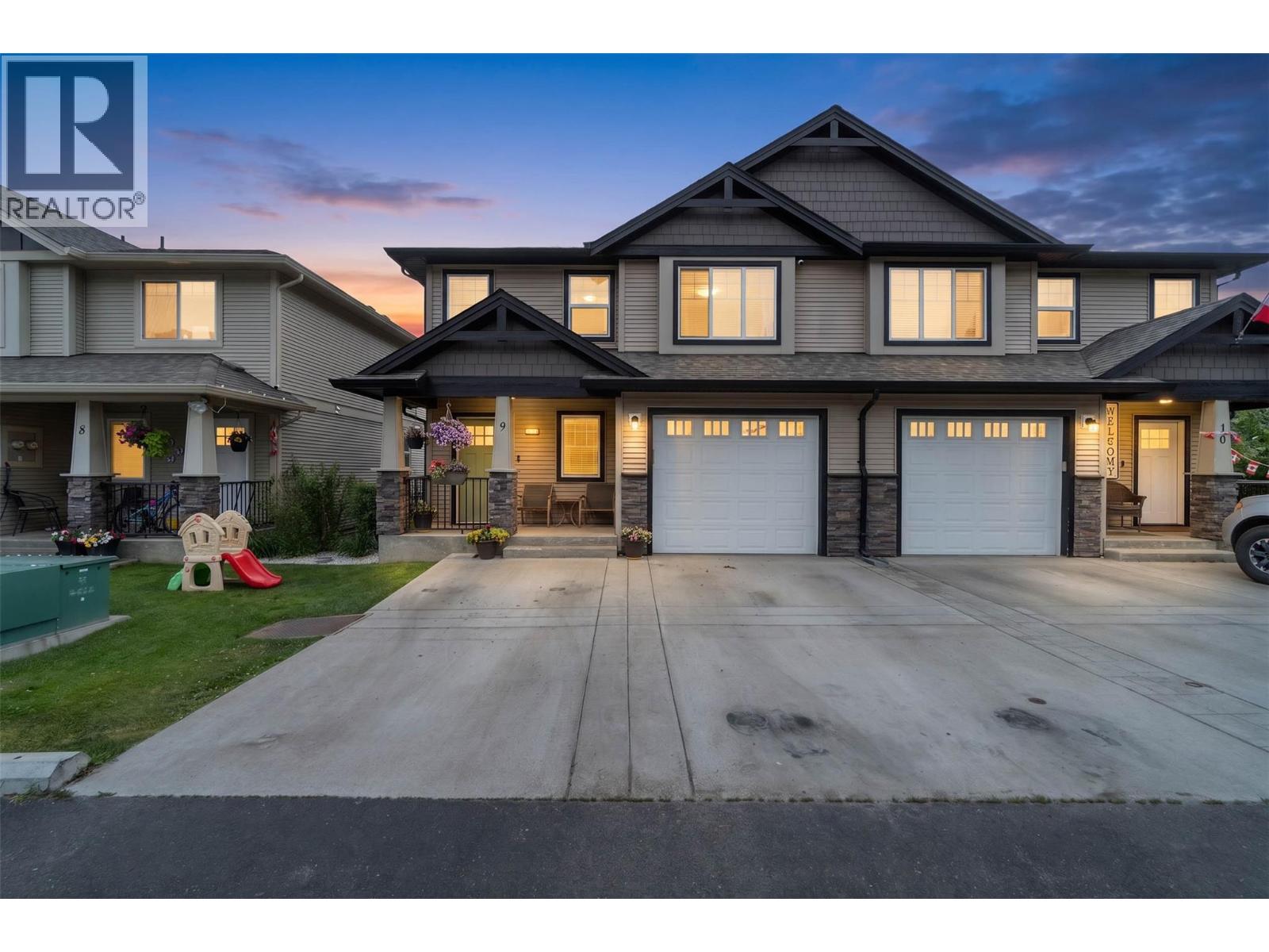 9-2592 Crestline Street, Kamloops, BC, V2B0E7
